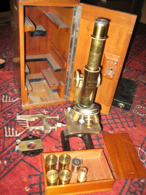 antikes Mikroskop, Carl Zeiss Jena No. 31084